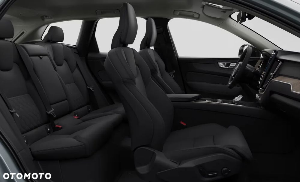 Volvo XC 60 B5 B AWD Plus Dark - 11