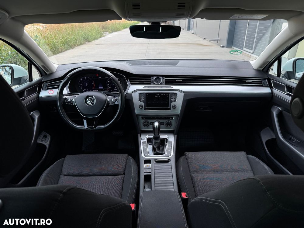 Volkswagen Passat Variant 2.0 TDI DSG (BlueMotion Technology) Comfortline - 11