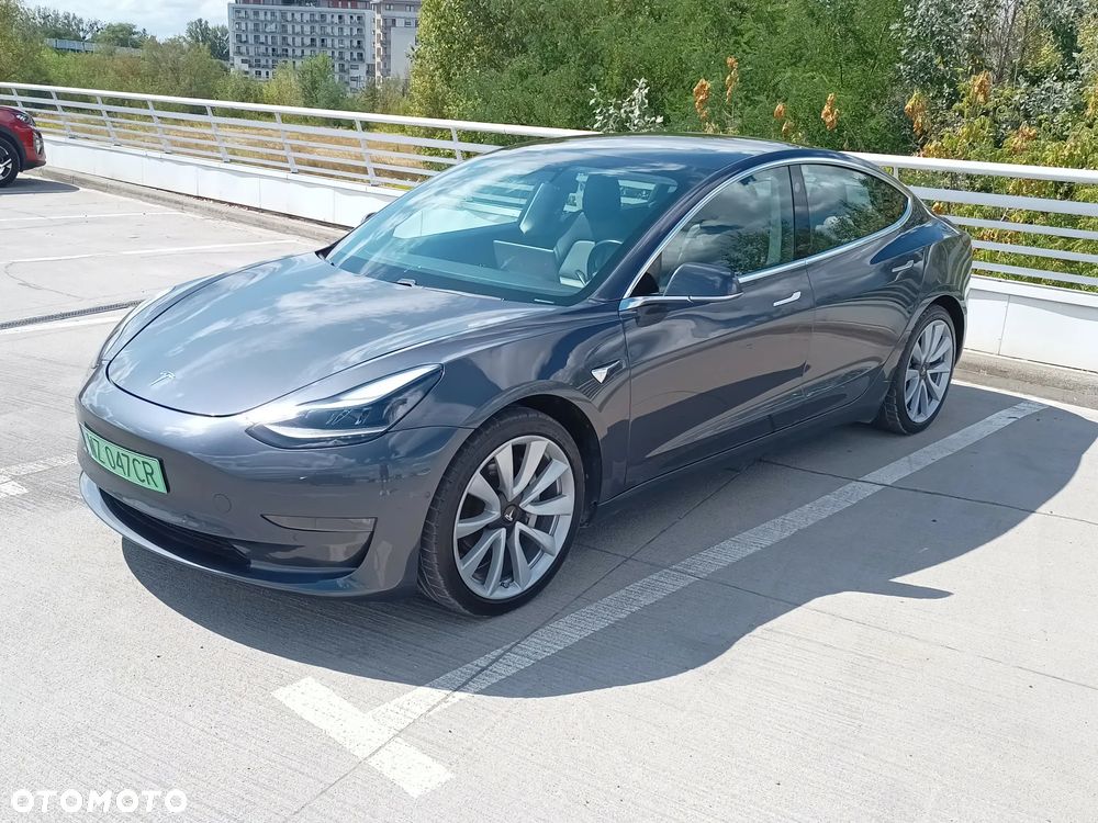 Tesla Model 3 Langstreckenbatterie Allradantrieb Dual Motor - 19