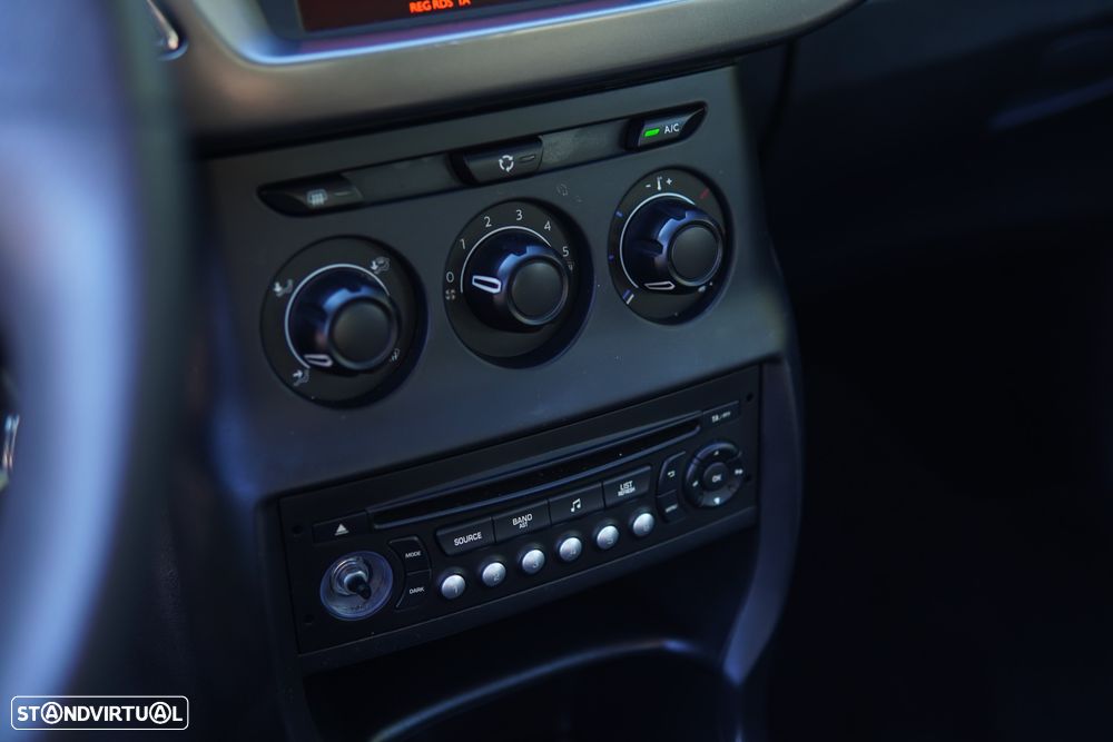 Citroën C3 1.2 PureTech Collection - 42