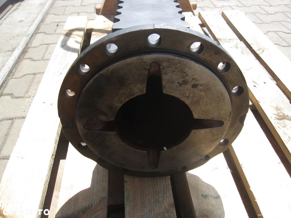 Obudowa mostu lewa prawa pochwa 11527 carraro 150157 ranger 965 kramer 880 ahlmann 880 - 4