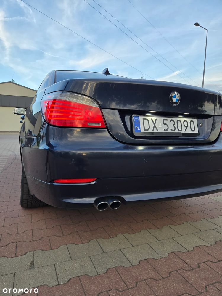BMW Seria 5 525d - 16