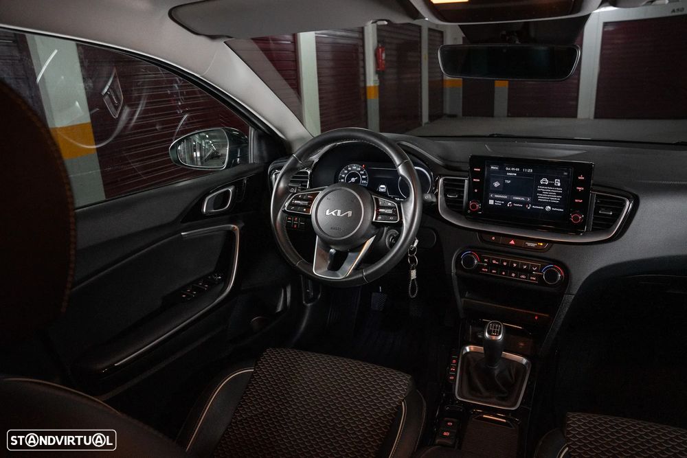 Kia Ceed SW 1.0 T-GDI Sport - 13