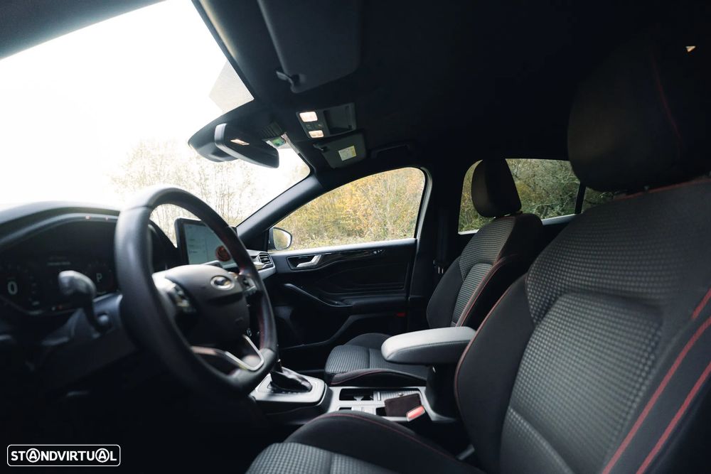 Ford Focus 1.0 EcoBoost Hybrid Aut. ST-LINE - 30