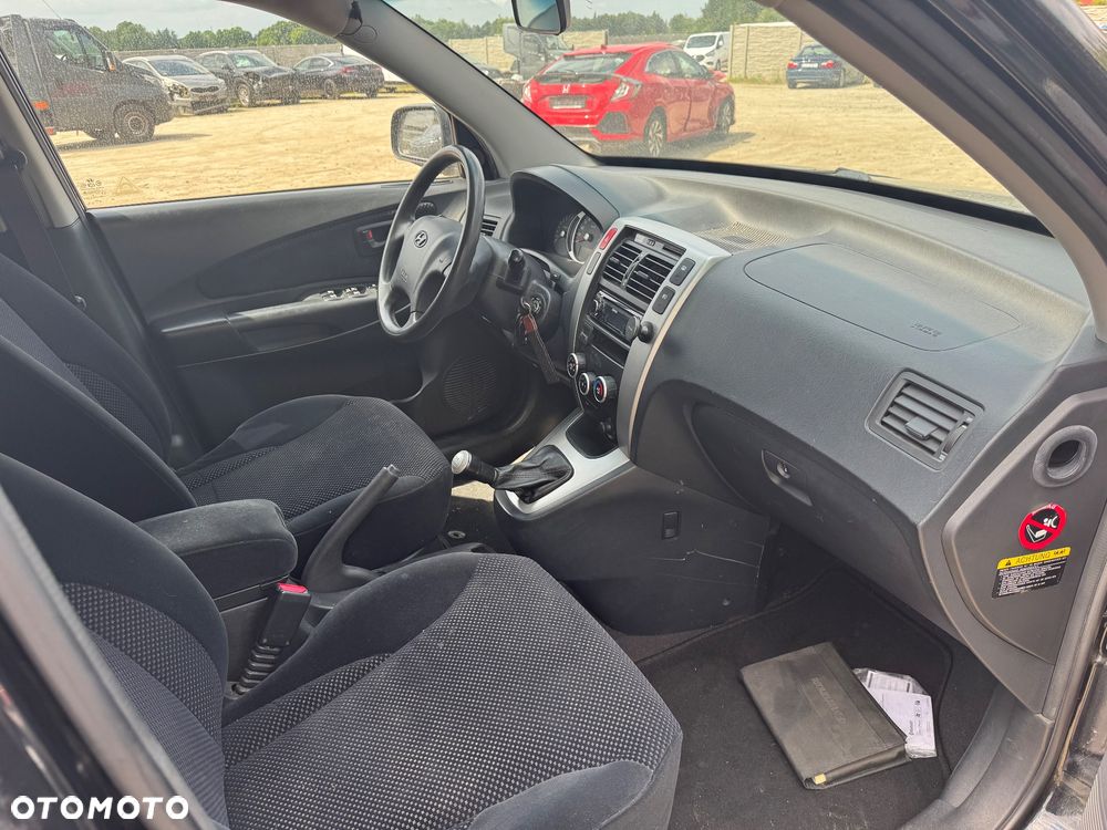 Hyundai Tucson 2.0 2WD GLS Style - 10