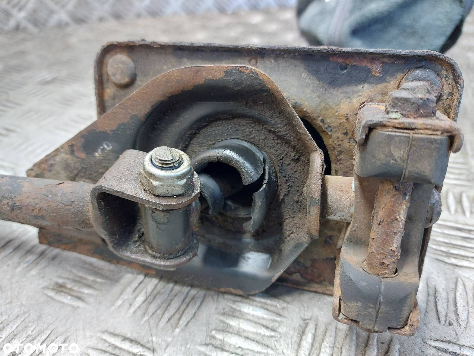 LEWAREK ZMIANY BIEGÓW + DRĄŻEK KIA RIO I 1.3 8V - 5