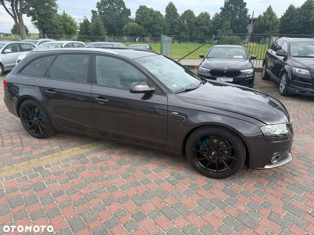 Audi A4 Avant - 1