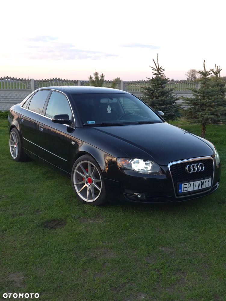 Audi A4 Limousine - 2