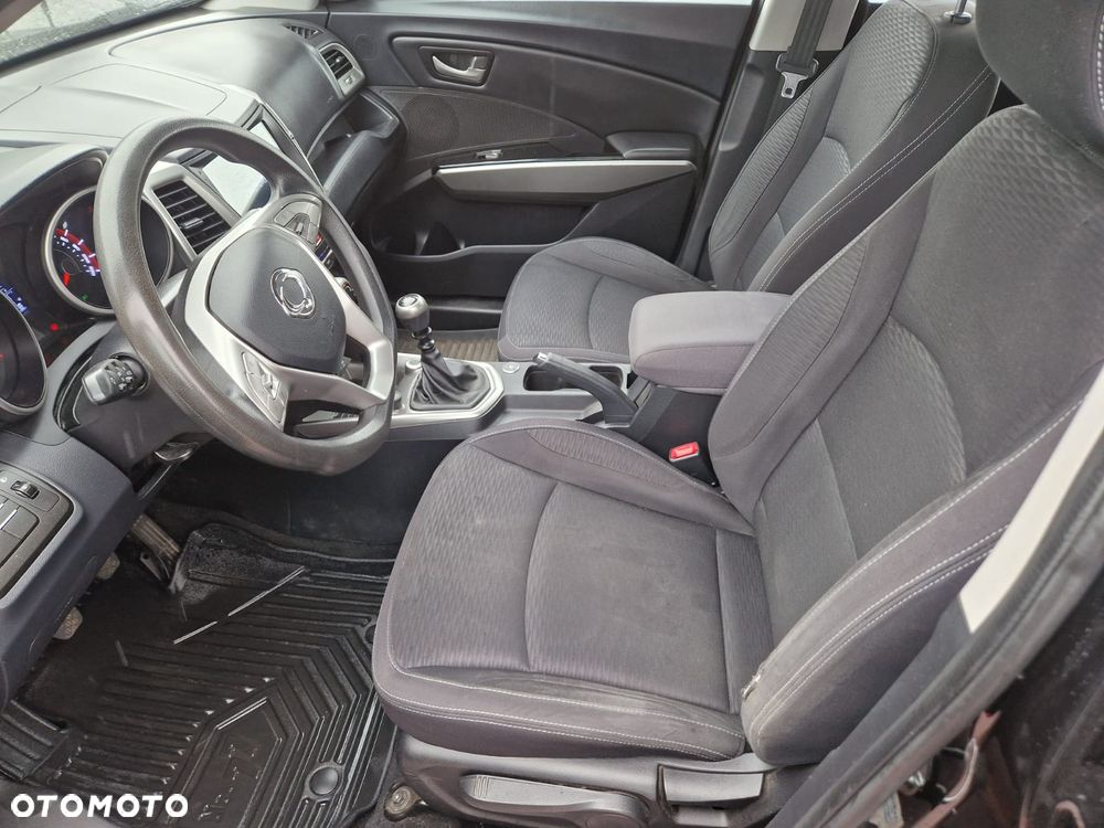 SsangYong/KGM Tivoli 1.6 Crystal Base klm - 15