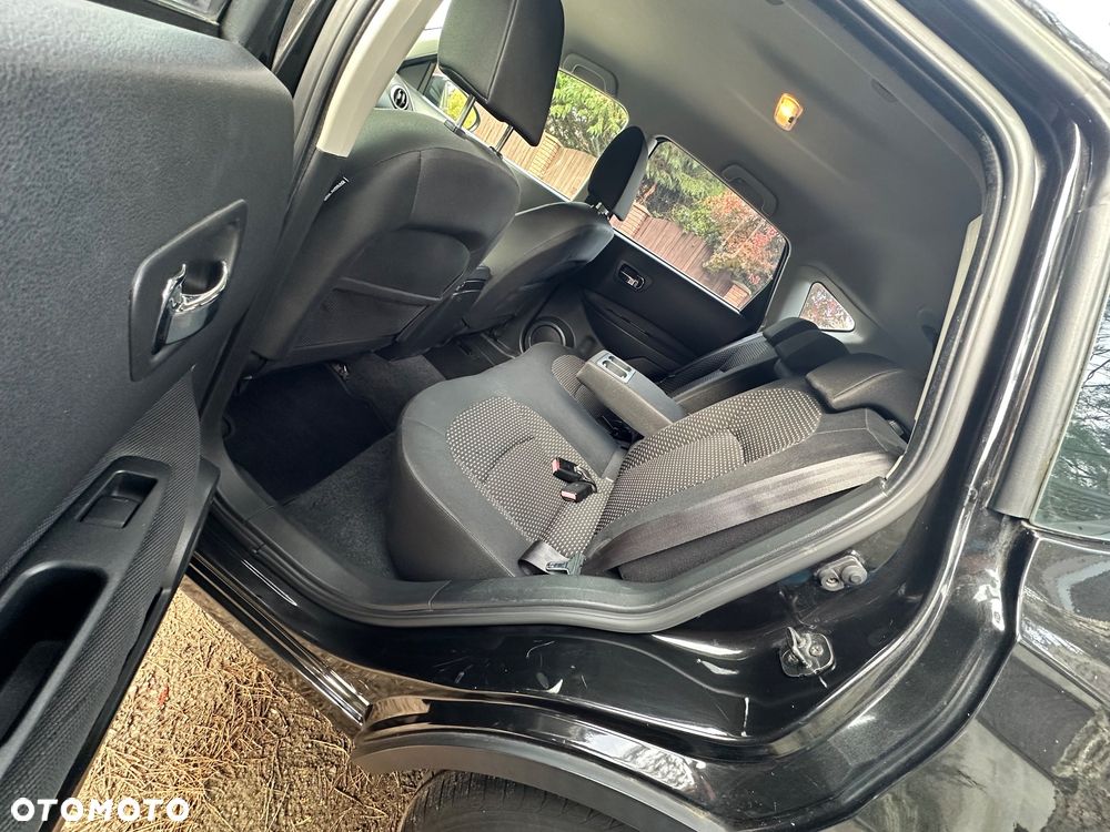 Nissan Qashqai - 35