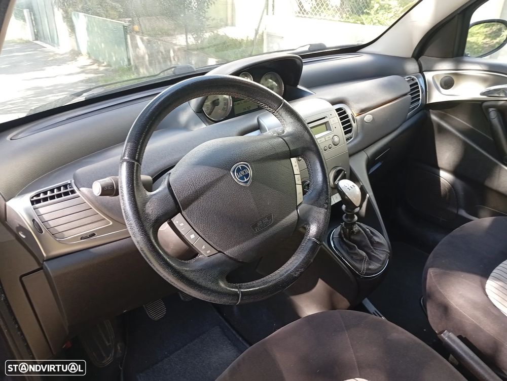 Lancia Ypsilon 1.2 Argento - 5