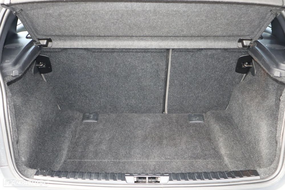 BMW 118 d DPF Aut. Edition Sport - 8