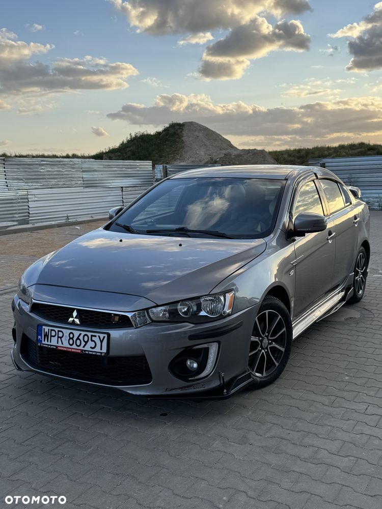 Mitsubishi Lancer - 1