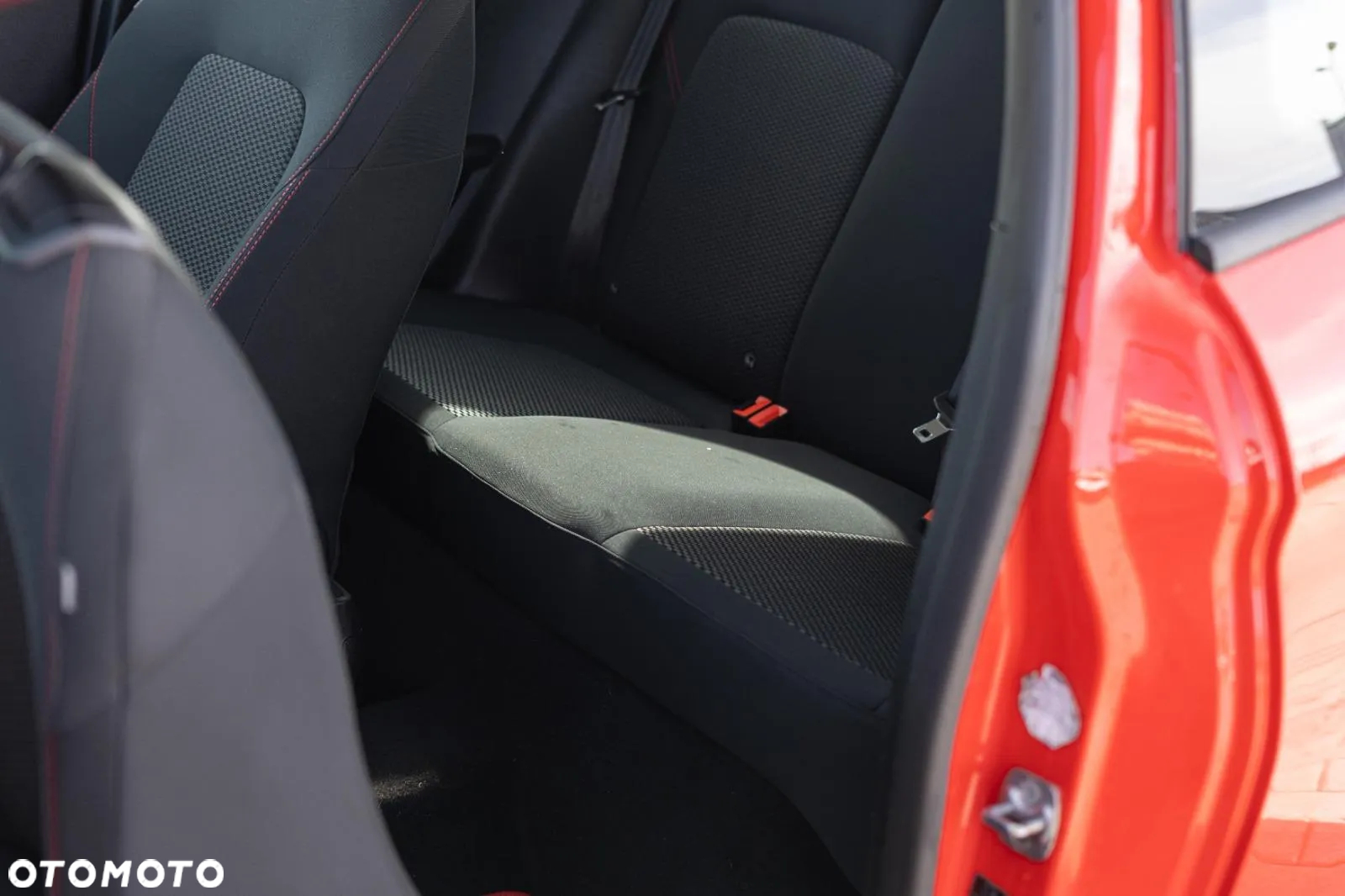 Ford Fiesta - 12