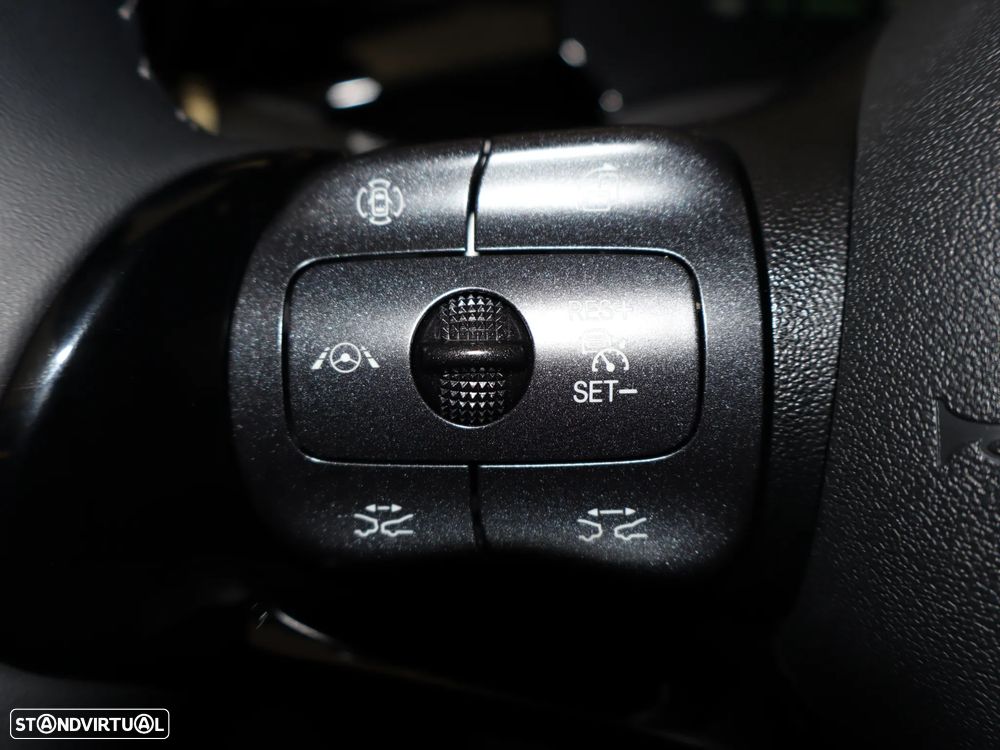 BYD Dolphin 60.4 kWh Design - 33