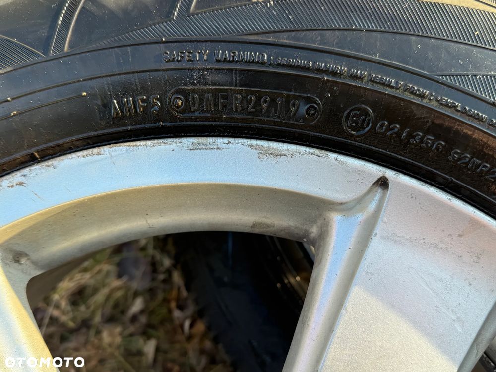 Mitsubishi Outlander 2.0 DID Intense + - 26