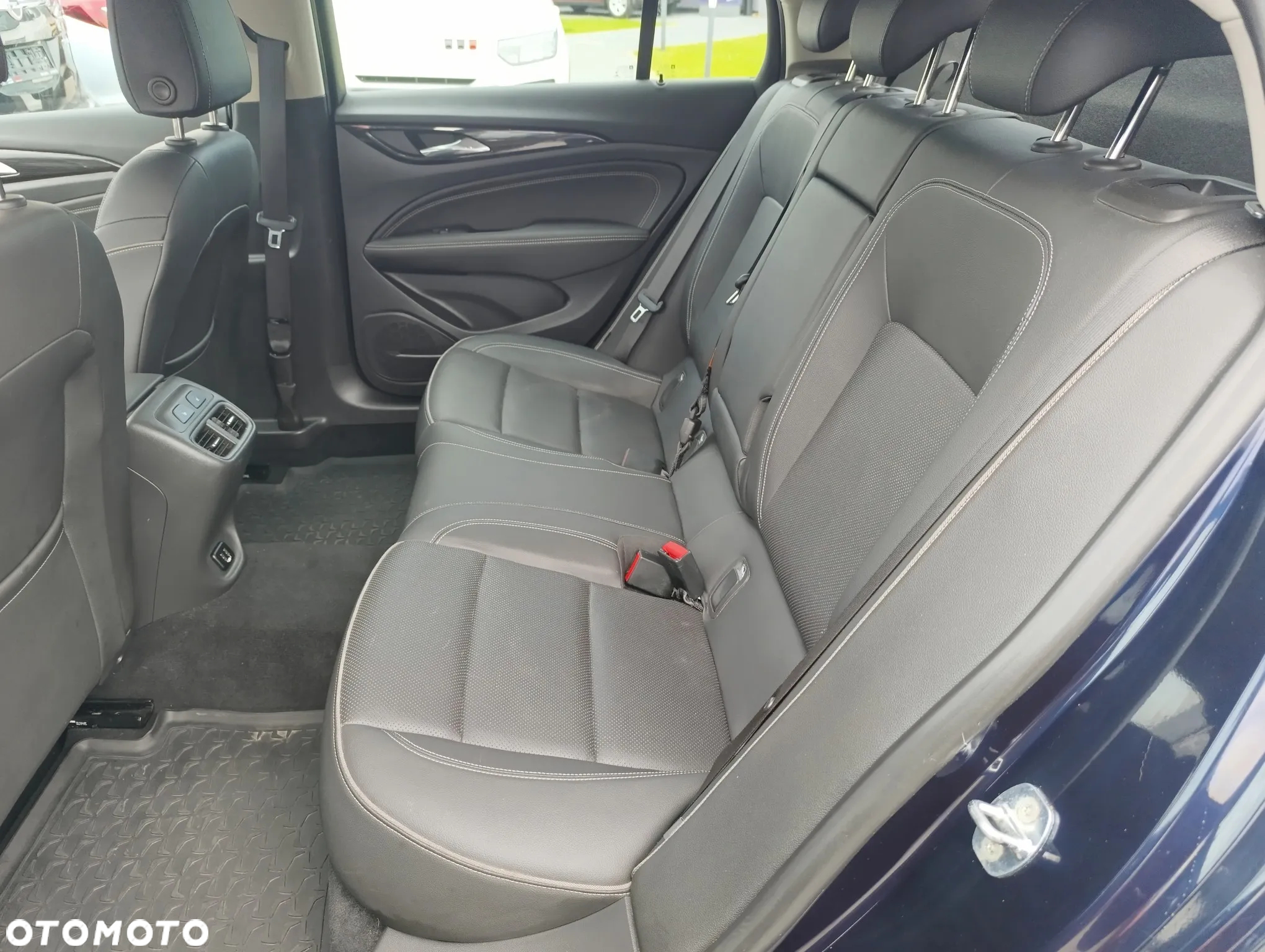 Opel Insignia 2.0 CDTI Cosmo S&S - 15