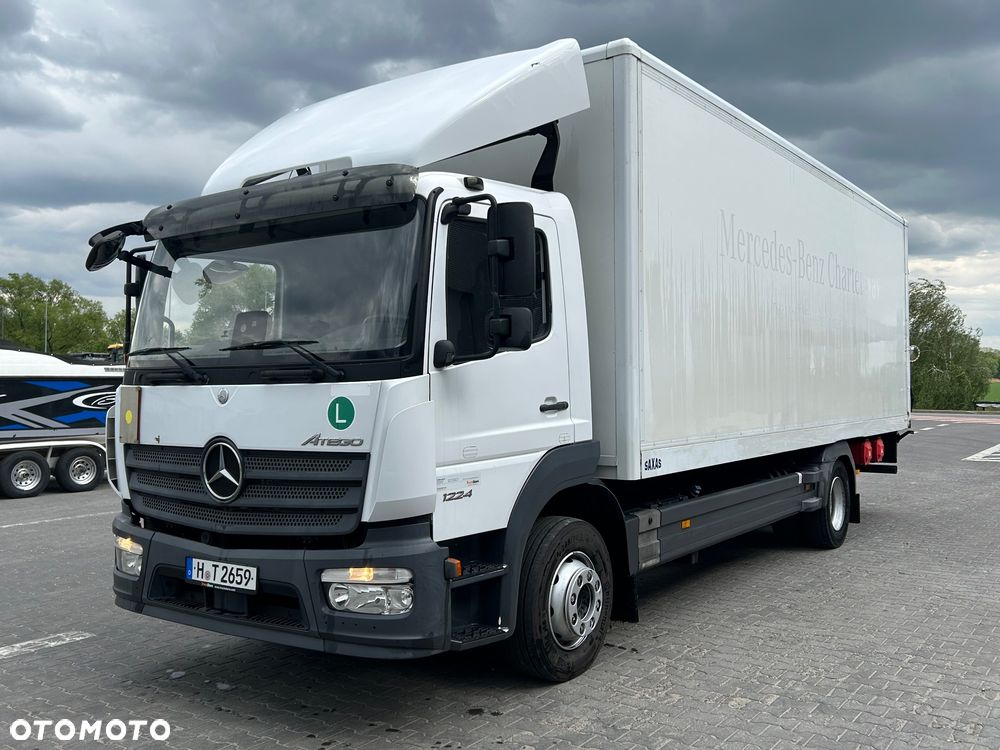 Mercedes-Benz ATEGO 1224 18 paletowy dł.7,25 szer.2,49 wys.2,40 - 4