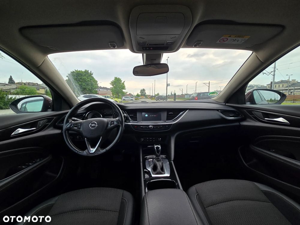 Opel Insignia - 13