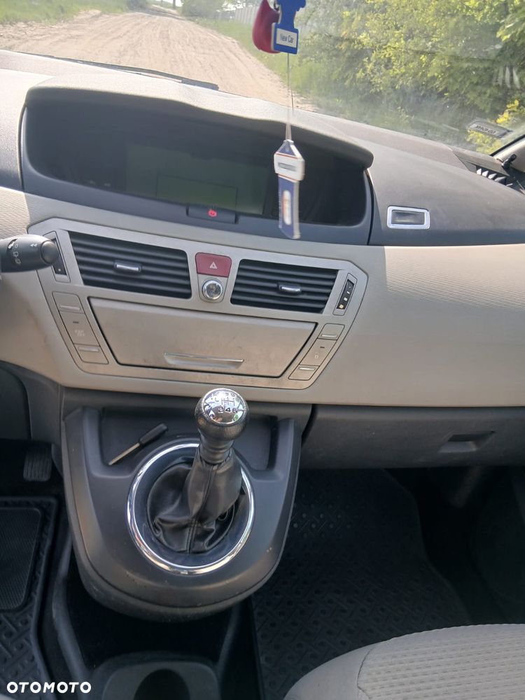 Citroën C4 Picasso 2.0 HDi Impress Exclusive - 9