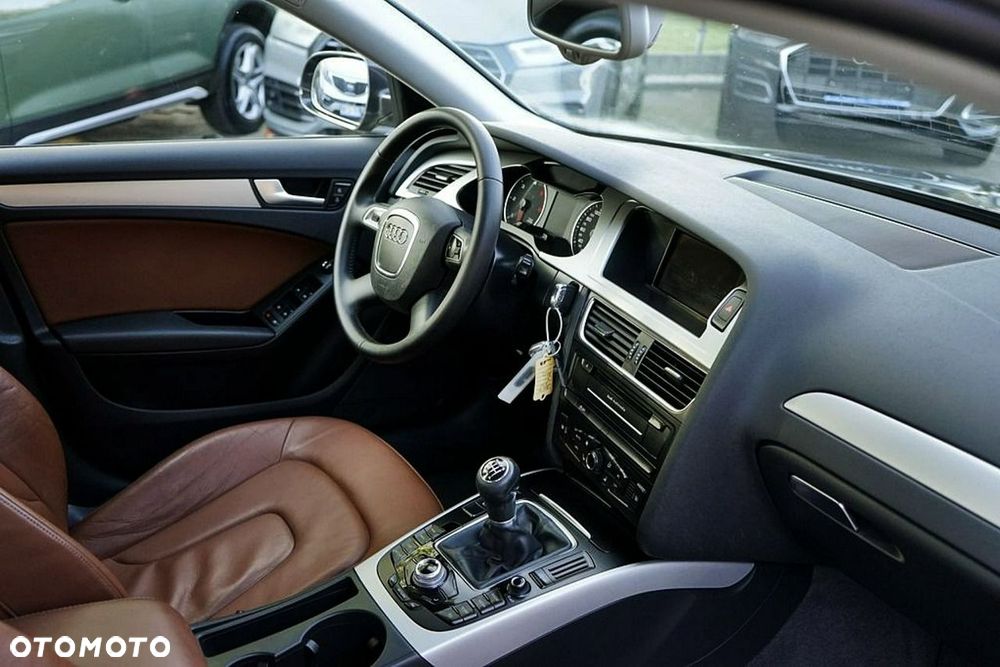 Audi A4 Avant - 19