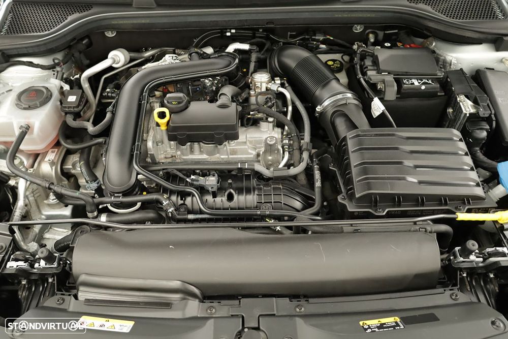 Skoda Kamiq 1.0 TSI Selection DSG - 24