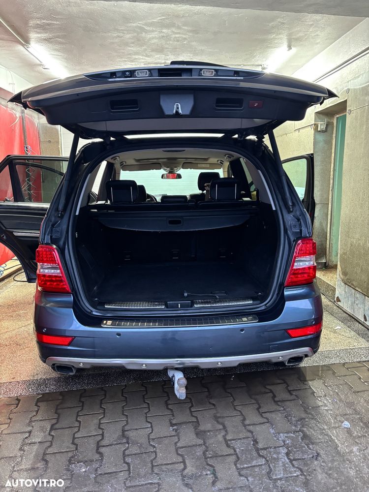 Mercedes-Benz ML 300 CDI BlueEfficiency Aut - 10