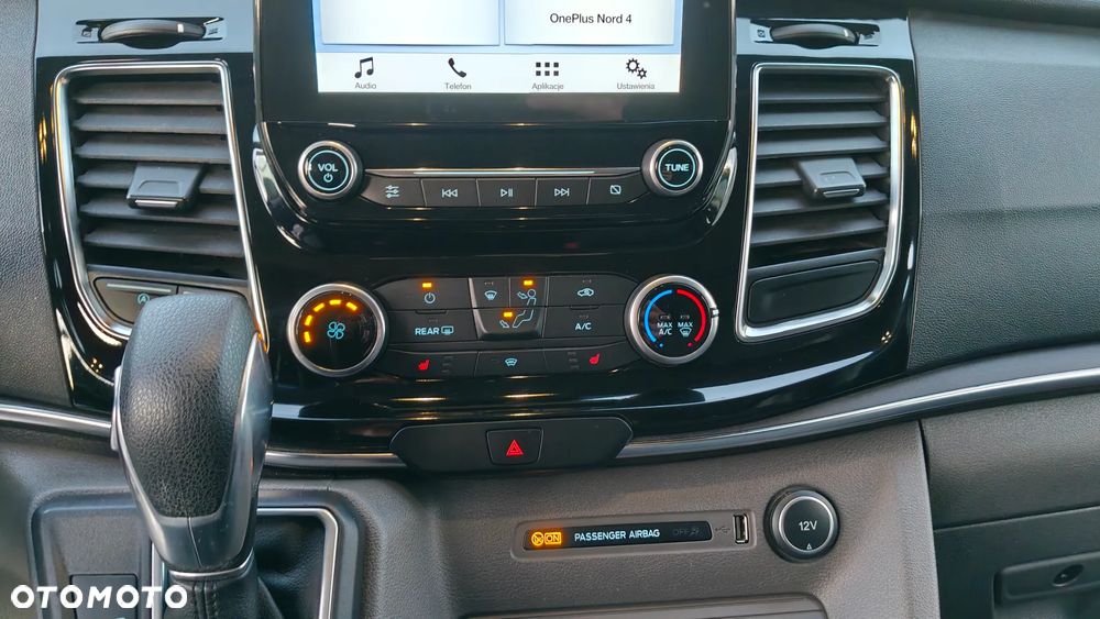 Ford Tourneo Custom 2.0 TDCi L2 Titanium SelectShift - 12