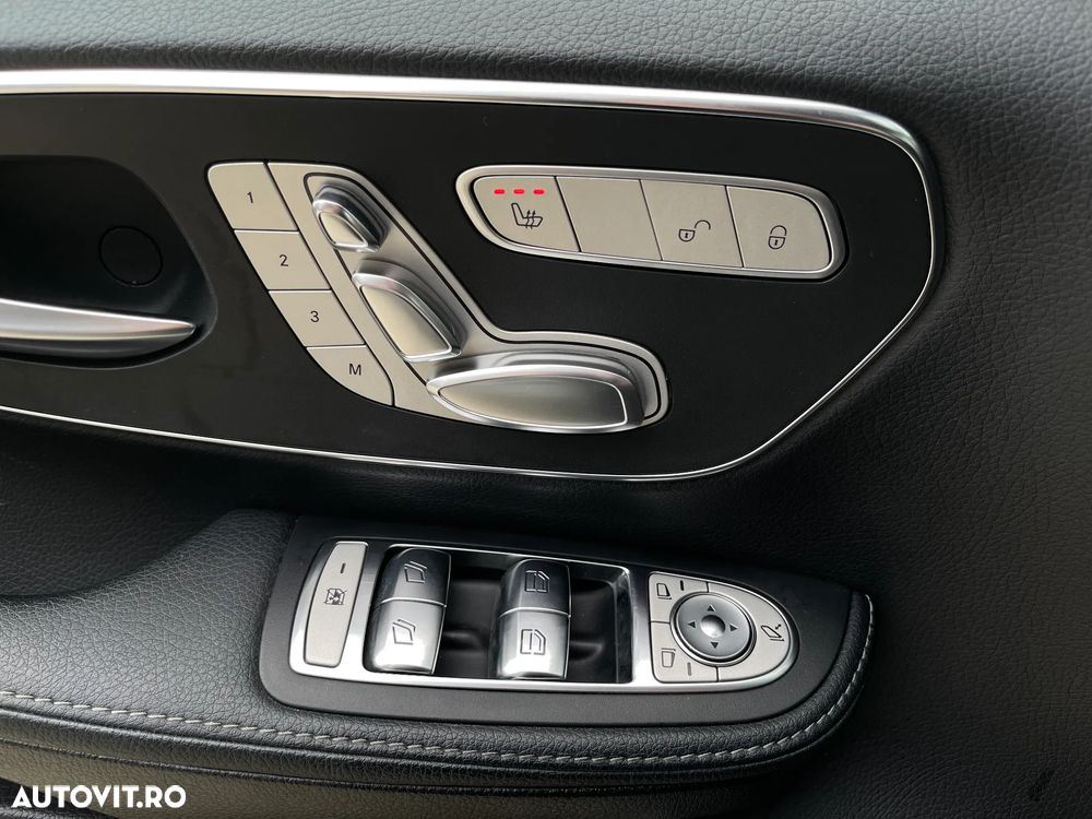 Mercedes-Benz V 300 d Lang 4Matic 9G-TRONIC Exclusive - 27