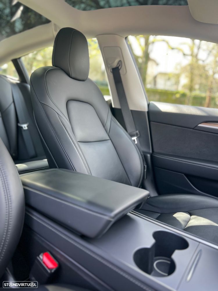 Tesla Model 3 Standard Range Plus RWD - 12