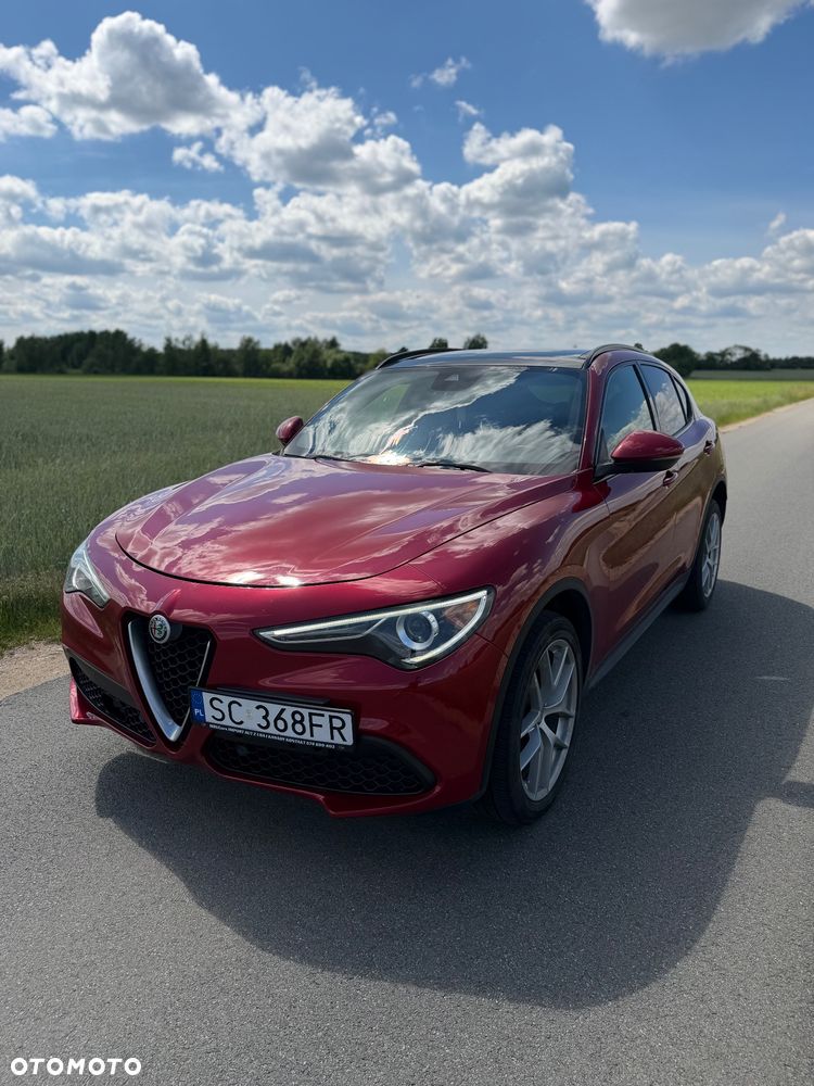 Alfa Romeo Stelvio 2.0 Turbo 16V AT8-Q4 Lusso Ti - 11