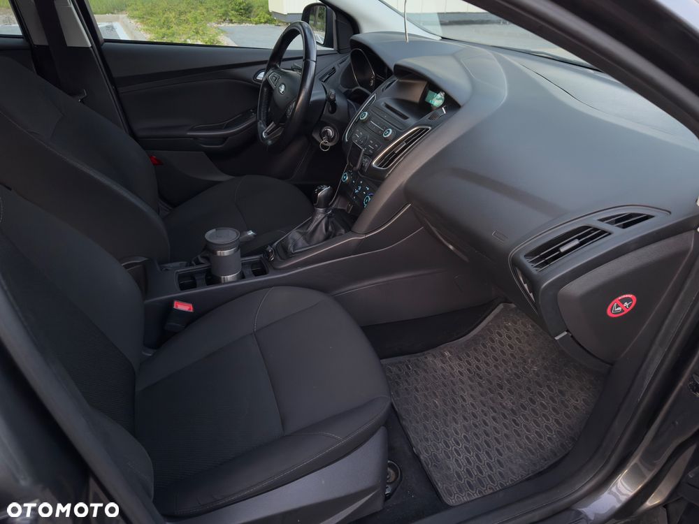 Ford Focus 1.6 Trend - 7