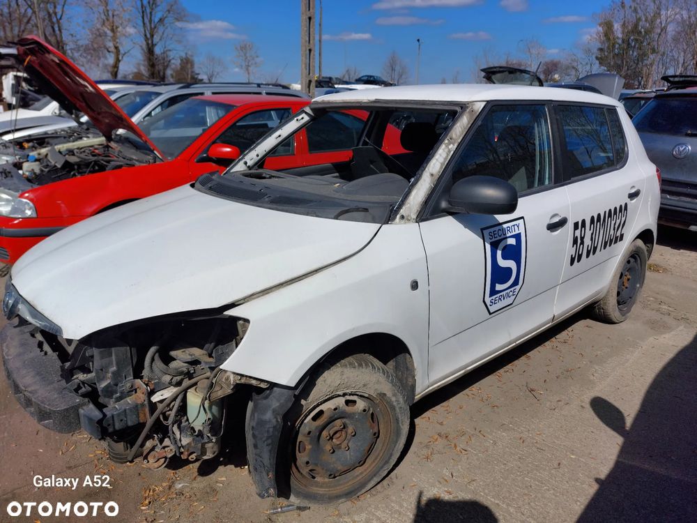 Maska SKODA FABIA 2  1,6D 14R, lampy,zderzaki,drzwi,klapa.... - 2