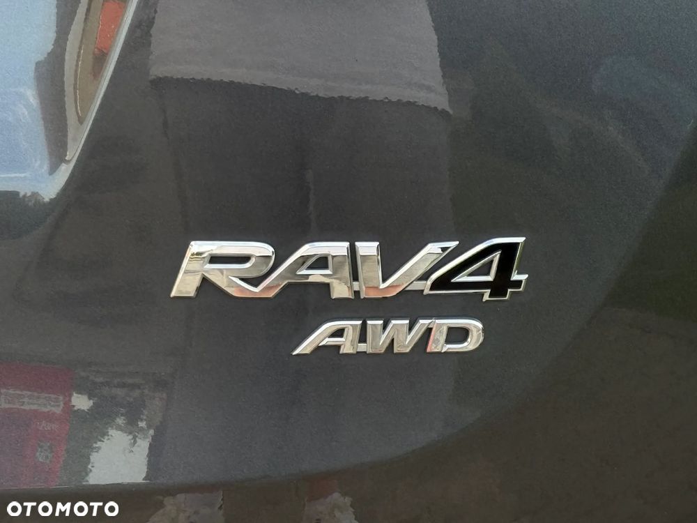 Toyota RAV4 - 12