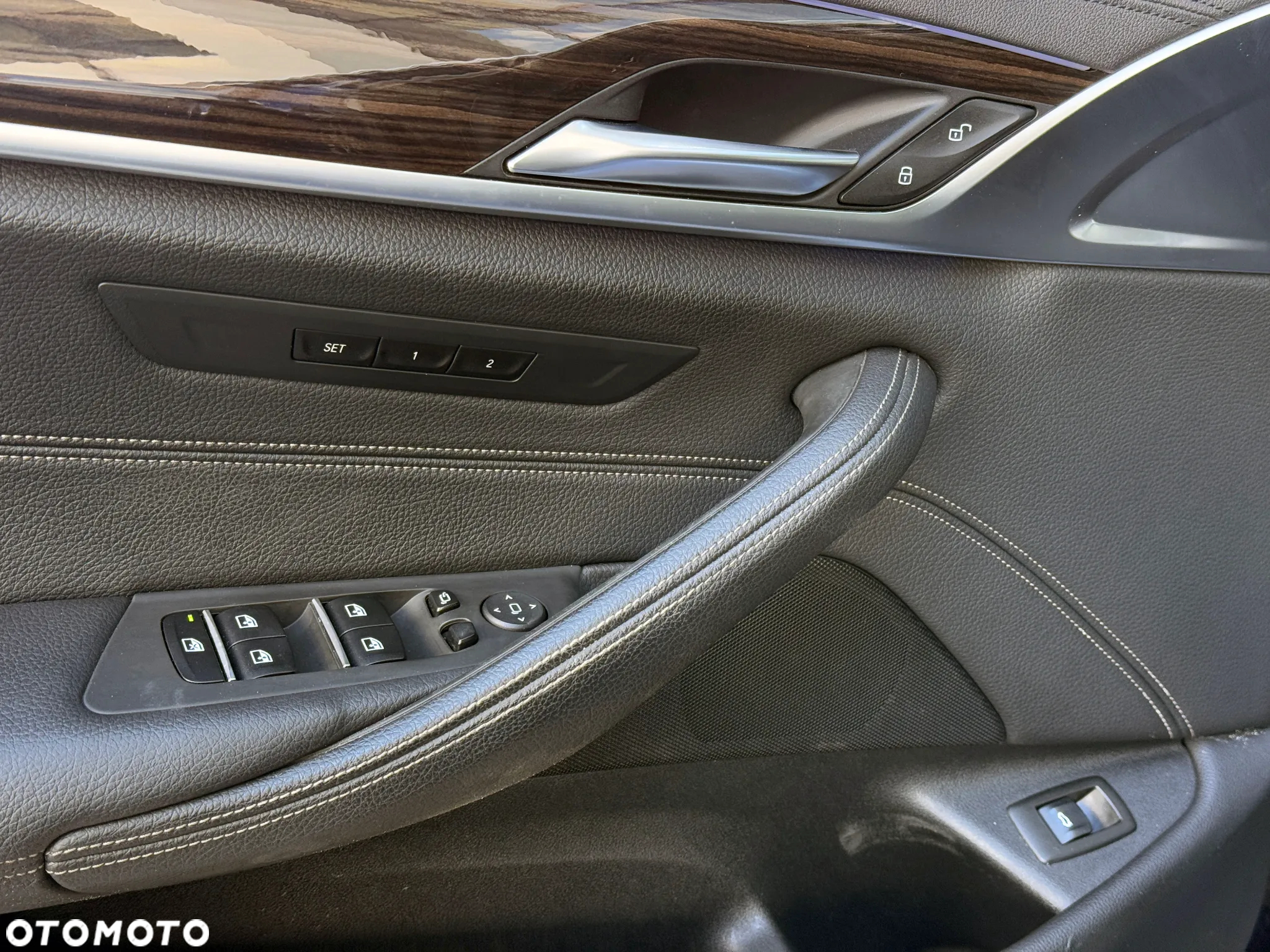 BMW Seria 5 520d xDrive Luxury Line - 22