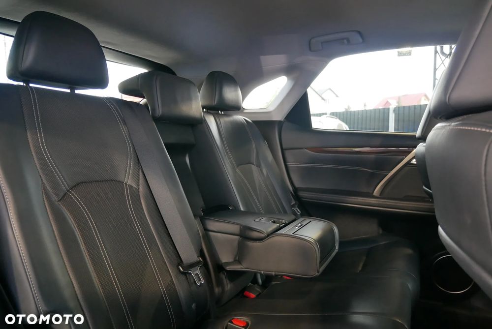 Lexus RX - 15