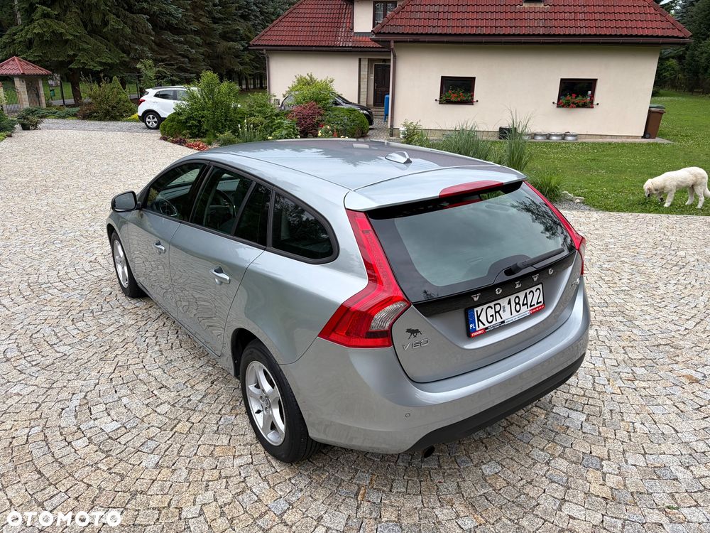 Volvo V60 D2 Kinetic - 11
