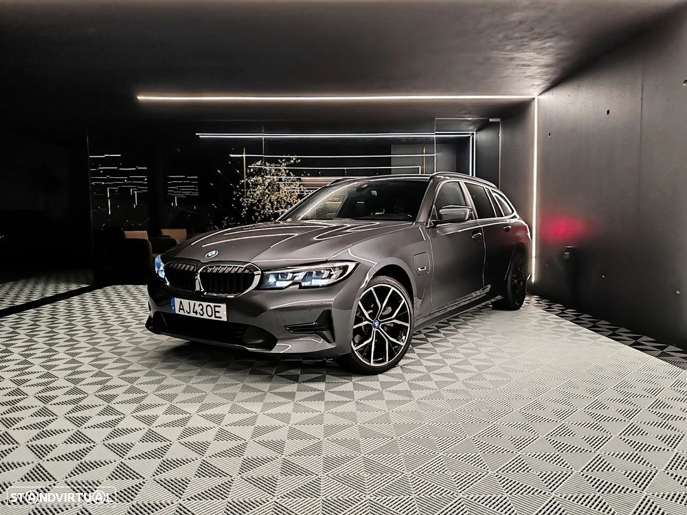 BMW 320 e Line Sport Auto - 1