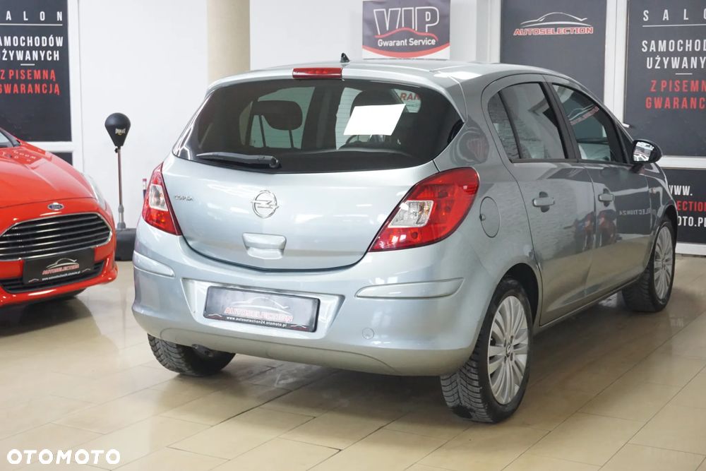 Opel Corsa 1.2 16V Enjoy - 4