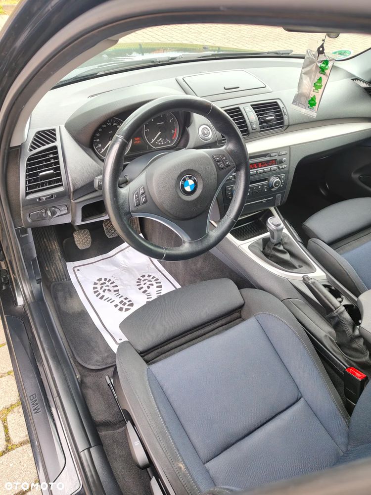 BMW Seria 1 118d Sport Line - 8