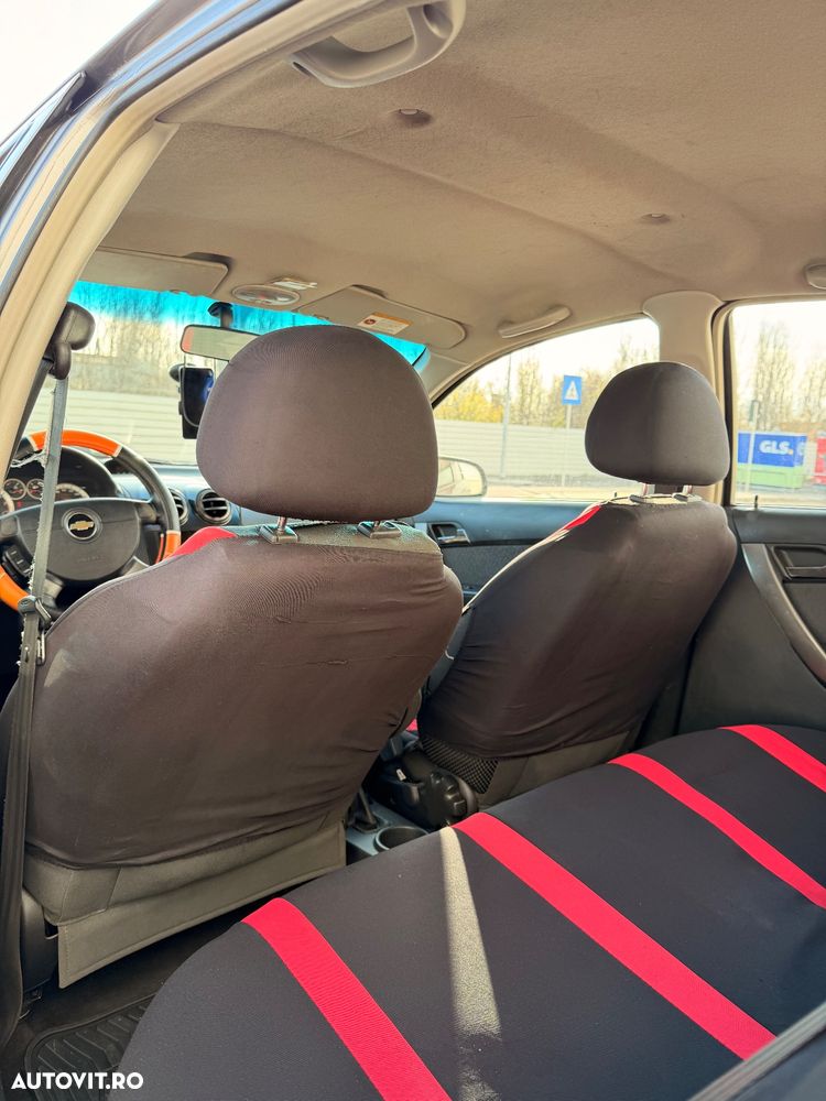 Chevrolet Aveo - 13