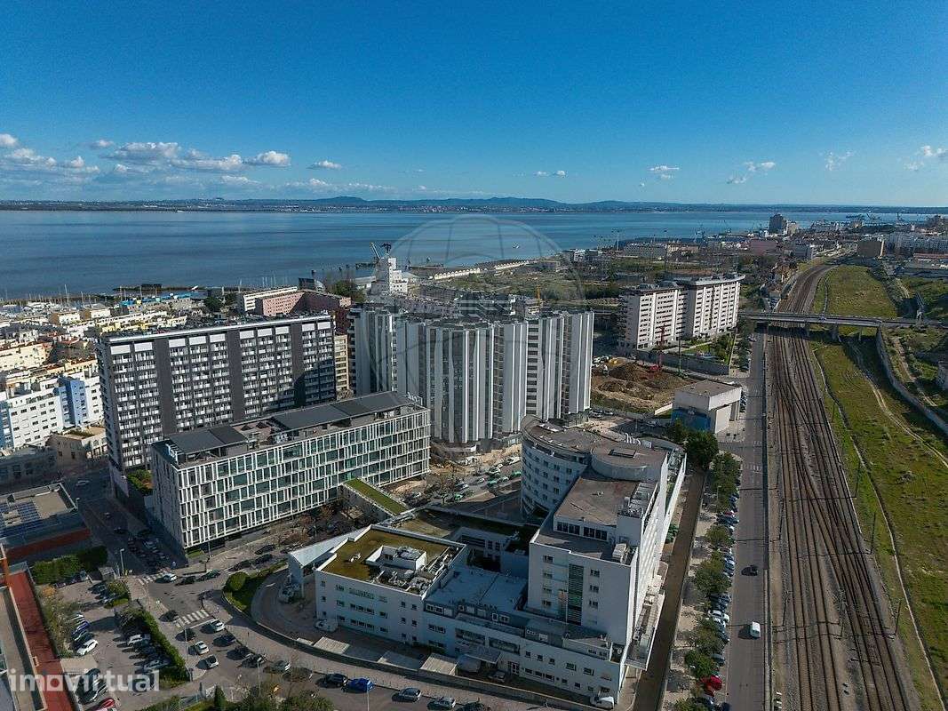 Apartamento T1 para venda - Grande imagem: 2/37