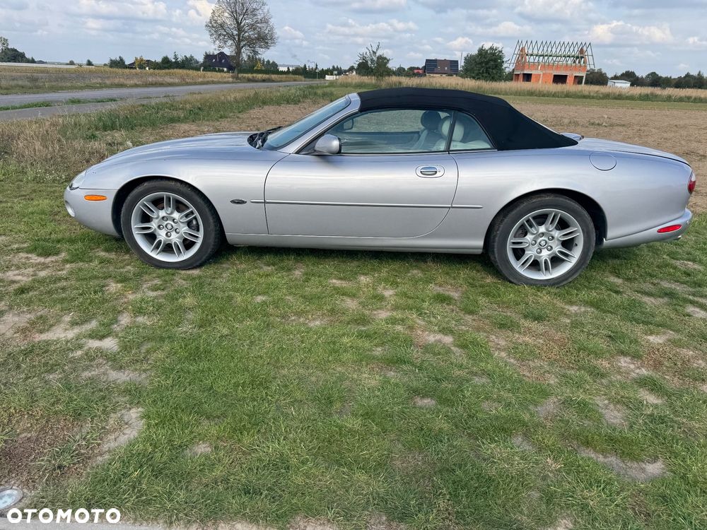 Jaguar XK8 4.0 - 22