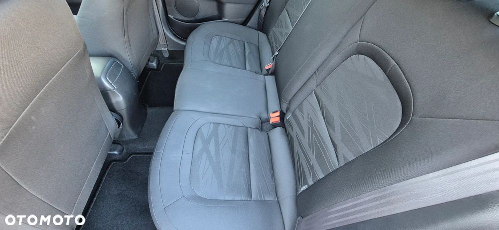 Kia Ceed 1.6 CRDi L - 22