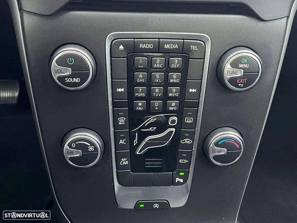 Volvo V40 1.5 T3 Sport Edition Geartronic - 26