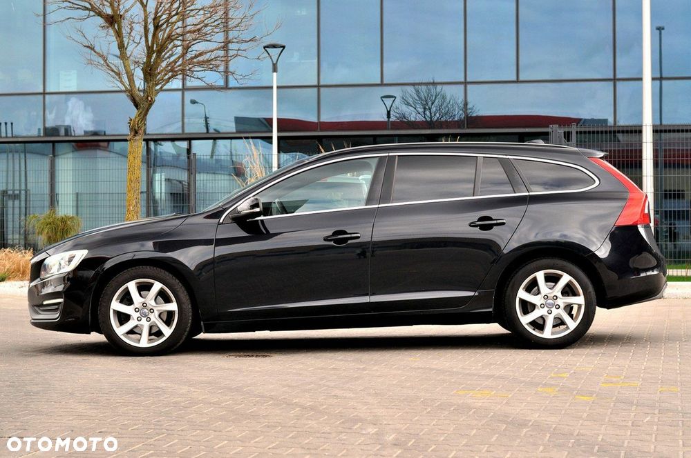 Volvo V60 D3 Geartronic Momentum - 13