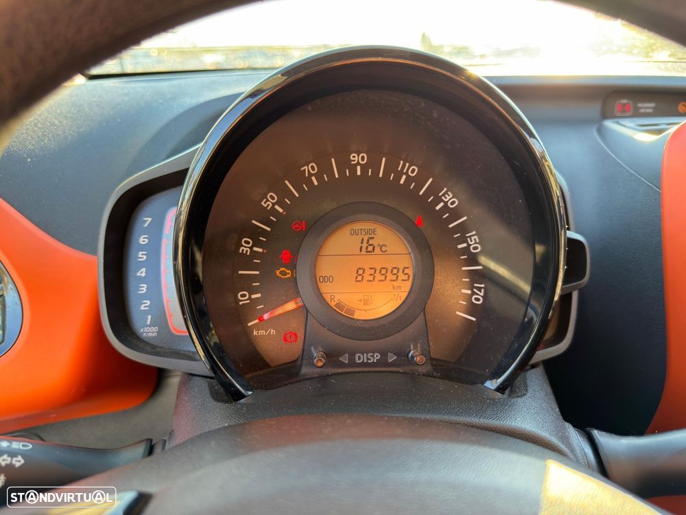 Citroën C1 1.0 VTi UrbanRide - 24