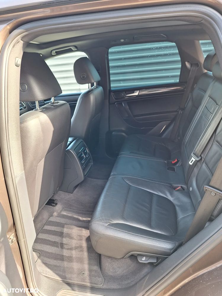 Volkswagen Touareg - 34