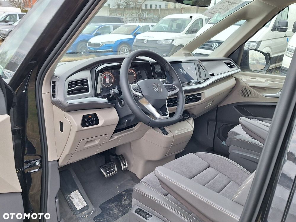 Volkswagen Multivan - 11
