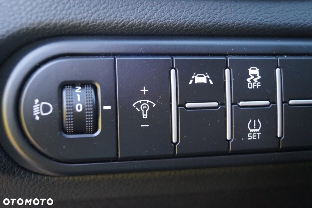 Kia XCeed 1.5 T-GDI L DCT - 24